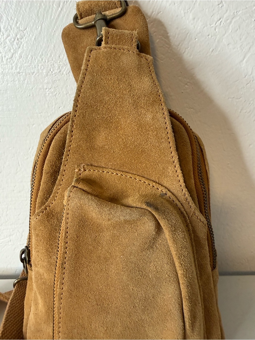 Free People Suede Sling Bag Crossbody Chest Pack Camel Tan Leather - Picture 3 of 14
